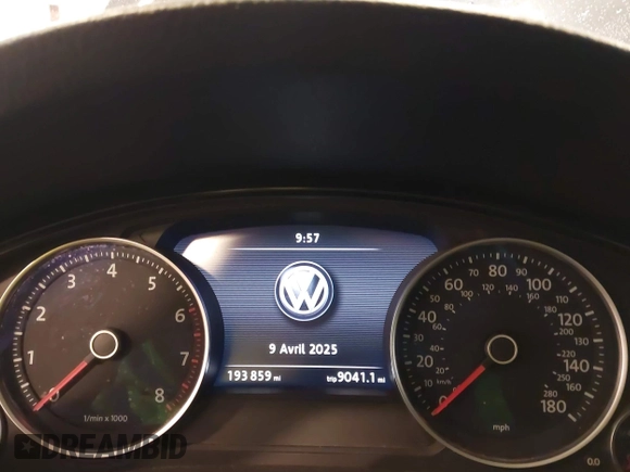 2014 Volkswagen Touareg Sport with VIN WVGEF9BP9ED008967, listed as a IAAI auction lot 41984409 with 193,859 mi miles and . Bid and sale history available at DreamBid. Image 7.