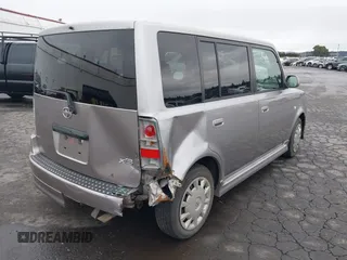2006 Scion xB z VIN JTLKT324364065061, wystawiony jako IAAI lot #41558299 z przebiegiem 186 106 mil mil oraz . Historia ofert i sprzedaży dostępna na DreamBid. Obrazek 4.