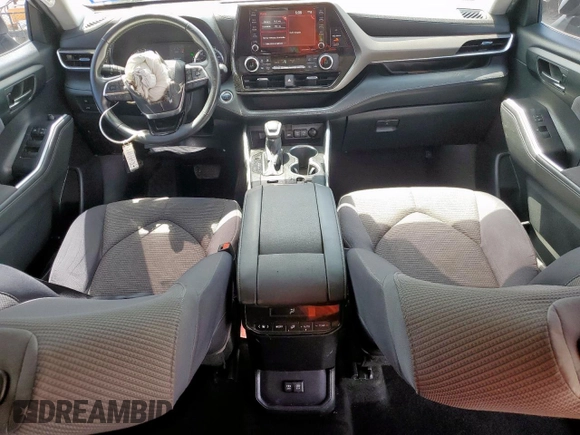 2021 Toyota Highlander L with VIN 5TDBZRBH3MS539544, listed as a Copart auction lot 61685235 with 84,266 mi miles and Salvage title. Bid and sale history available at DreamBid. Image 8.