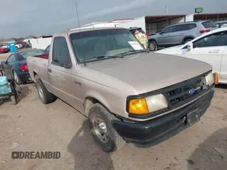 1993 Ford Ranger Splash with VIN 1FTCR10A2PUB81056, listed as a IAAI auction lot 41662206 with 54,883 mi miles. Bid and sale history available at carsss.com. Image 1.