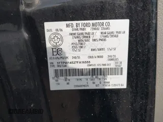 2007 Ford F-150 XLT with VIN 1FTPW14527FA16555, listed as a IAAI auction lot 42122767 with 181,242 mi miles. Bid and sale history available at carsss.com. Image 9.
