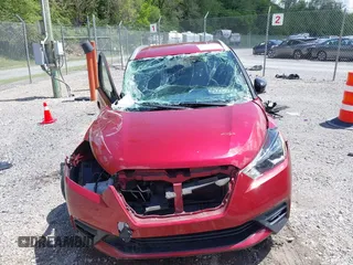 2019 Nissan Kicks SV z VIN 3N1CP5CU2KL493953, wystawiony jako IAAI lot #42142948 z przebiegiem 101 650 mil mil oraz . Historia ofert i sprzedaży dostępna na DreamBid. Obrazek 6.