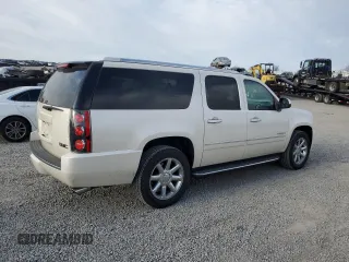 2013 GMC Yukon XL Denali with VIN 1GKS2MEF7DR184916, listed as a Copart auction lot 52392445 with 83,072 mi miles and Salvage Title. Bid and sale history available at DreamBid. Image 3.