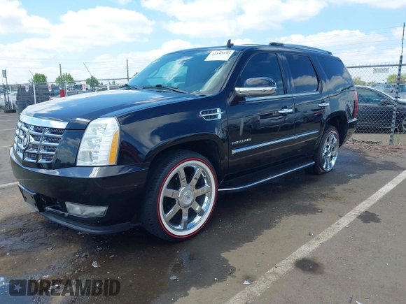 2010 Cadillac Escalade Luxury с VIN 1GYUCBEFXAR214311, выставлен на аукционе IAAI как лот 42140390 с пробегом 143 200 миль миль и . История ставок и продаж доступна на DreamBid. Изображение 17.
