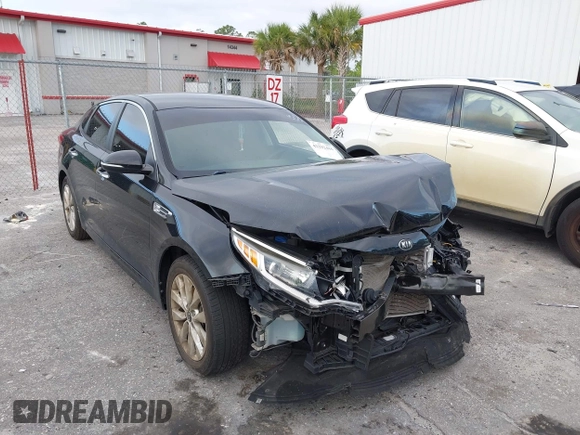 2018 Kia Optima LX z VIN 5XXGT4L33JG270472, wystawiony jako IAAI lot #42292416 z przebiegiem 60 064 mil mil oraz . Historia ofert i sprzedaży dostępna na DreamBid. Obrazek 6.