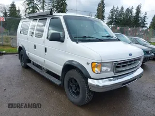 1999 Ford Econoline Cargo Recreational with VIN 1FDRE14L9XHB60744, listed as a IAAI auction lot 41919746 with 155,526 mi miles. Bid and sale history available at carsss.com. Image 1.