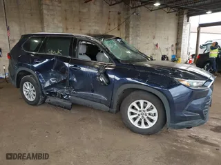 2024 Toyota Grand Highlander XLE with VIN 5TDAAAB50RS025202, listed as a IAAI auction lot 41701836 with 19,385 mi miles. Bid and sale history available at carsss.com. Image 1.