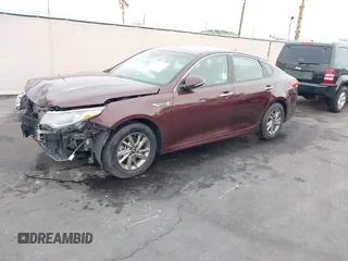 2019 Kia Optima LX z VIN 5XXGT4L38KG337200, wystawiony jako IAAI lot #41807462 z przebiegiem 126 429 mil mil oraz . Historia ofert i sprzedaży dostępna na DreamBid. Obrazek 20.