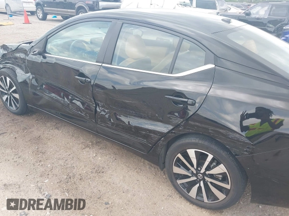 2022 Nissan Sentra SV z VIN 3N1AB8CV9NY313875, wystawiony jako IAAI lot #42117439 z przebiegiem 13 696 mil mil oraz . Historia ofert i sprzedaży dostępna na DreamBid. Obrazek 17.