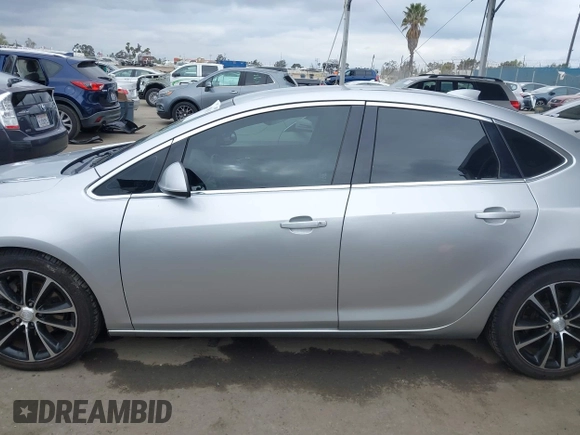 2017 Buick Verano Sport Touring with VIN 1G4PR5SK0H4121255, listed as a IAAI auction lot 42078613 with 137,029 mi miles. Bid and sale history available at carsss.com. Image 14.