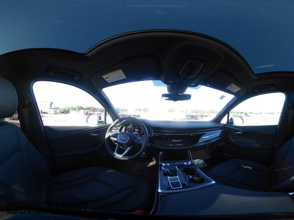 2025 Audi Q7 Premium Plus with VIN WA1LVBF70SD014968, listed as a IAAI auction lot 41787534 with 7,568 mi miles and . Bid and sale history available at DreamBid. Image 18.