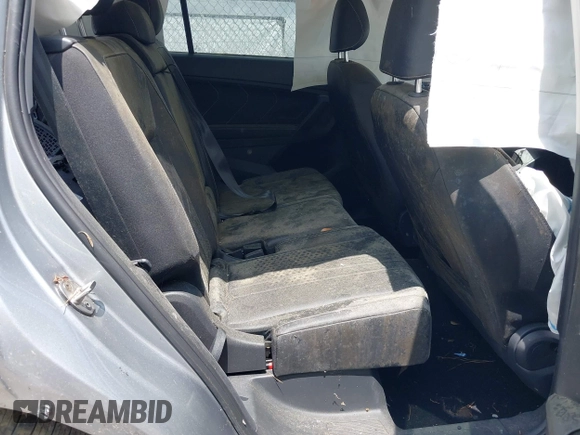 2022 Volkswagen Tiguan SE z VIN 3VV3B7AXXNM167936, wystawiony jako IAAI lot #42608826 z przebiegiem Nie podano mil oraz . Historia ofert i sprzedaży dostępna na DreamBid. Obrazek 8.