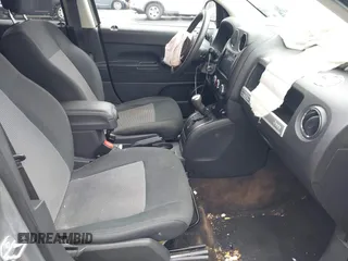 2014 Jeep Compass Sport with VIN 1C4NJDBB8ED734667, listed as a IAAI auction lot 41836914 with 221,028 mi miles. Bid and sale history available at carsss.com. Image 5.