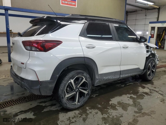 2021 Chevrolet TrailBlazer RS with VIN KL79MUSL8MB154845, listed as a Copart auction lot 44917315 with 36,488 mi miles and Salvage Title. Bid and sale history available at carsss.com. Image 3.