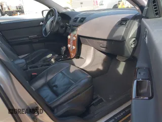2006 Volvo S40 2.4L with VIN YV1MS390062206586, listed as a IAAI auction lot 41637405 with 90,789 mi miles. Bid and sale history available at carsss.com. Image 5.