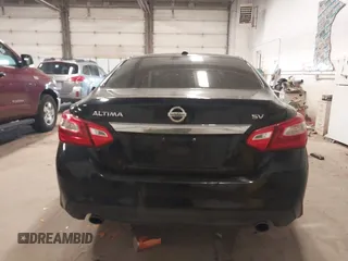 2017 Nissan Altima SV z VIN 1N4AL3AP3HC283714, wystawiony jako IAAI lot #42045311 z przebiegiem 175 090 mil mil oraz . Historia ofert i sprzedaży dostępna na DreamBid. Obrazek 16.