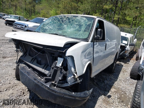 2019 Chevrolet Express Cargo Van with VIN 1GCWGAFP2K1347973, listed as a IAAI auction lot 41991559 with 70,050 mi miles. Bid and sale history available at carsss.com. Image 21.
