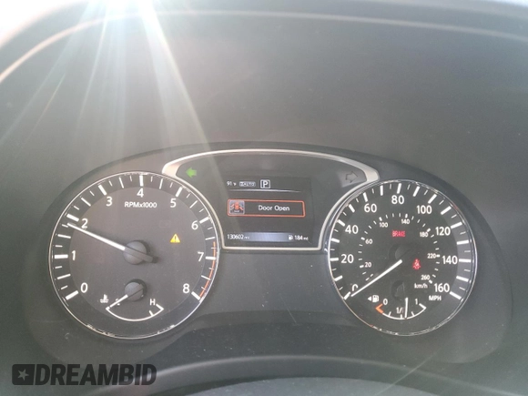 2017 Nissan Pathfinder SV z VIN 5N1DR2MM7HC648330, wystawiony jako Copart lot #52163045 z przebiegiem 138 602 mil mil oraz Szkoda całkowita • Salvage title. Historia ofert i sprzedaży dostępna na DreamBid. Obrazek 9.