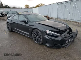 2023 Audi e-tron GT Prestige z VIN WAUEJBFW4P7004707, wystawiony jako Copart lot #79292074 z przebiegiem 8986 mil mil oraz Szkody całkowita. Historia ofert i sprzedaży dostępna na DreamBid. Obrazek 4.