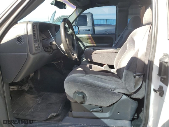 2002 GMC Sierra 1500 SLE with VIN 2GTEC19V921204191, listed as a Copart auction lot 42635495 with 171,006 mi miles and Salvage Title. Bid and sale history available at carsss.com. Image 7.
