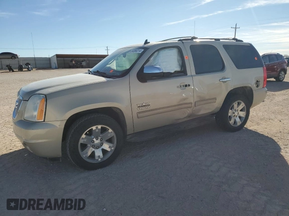 2010 GMC Yukon SLT with VIN 1GKUCCE03AR186539, listed as a Copart auction lot 84066314 with 0 mi miles and Salvage Title. Bid and sale history available at carsss.com. Image 1.