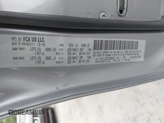 2019 Jeep Cherokee Latitude с VIN 1C4PJLCB7KD325637, выставлен на аукционе IAAI как лот 42293834 с пробегом 165 997 миль миль и . История ставок и продаж доступна на DreamBid. Изображение 9.