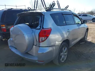 2006 Toyota RAV4 Limited with VIN JTMBK31V966006318, listed as a IAAI auction lot 41759309 with 205,614 mi miles. Bid and sale history available at carsss.com. Image 4.