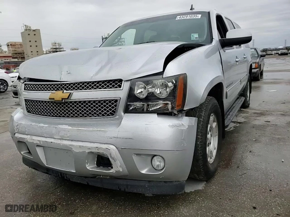2013 Chevrolet Suburban LS with VIN 1GNSCHE02DR304642, listed as a Copart auction lot 43291035 with 0 mi miles and Salvage Title. Bid and sale history available at carsss.com. Image 12.