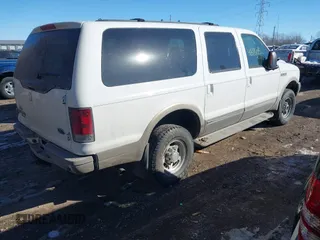 2002 Ford Excursion Limited z VIN 1FMNU43S32ED21966, wystawiony jako IAAI lot #41395015 z przebiegiem 224 696 mil mil oraz . Historia ofert i sprzedaży dostępna na DreamBid. Obrazek 4.