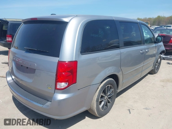2017 Dodge Grand Caravan GT with VIN 2C4RDGEG3HR740797, listed as a IAAI auction lot 42110636 with 186,330 mi miles and . Bid and sale history available at DreamBid. Image 4.