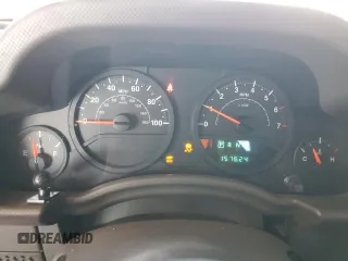 2008 Jeep Wrangler Unlimited X with VIN 1J4GB39128L650605, listed as a Copart auction lot 74144364 with 157,264 mi miles and Salvage Title. Bid and sale history available at DreamBid. Image 9.