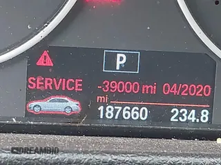 2015 BMW 3 Series 320i with VIN WBA3B1C51FP831380, listed as a IAAI auction lot 41044053 with 187,660 mi miles. Bid and sale history available at carsss.com. Image 15.