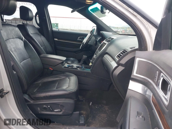 2016 Ford Explorer Limited with VIN 1FM5K8F87GGA20142, listed as a IAAI auction lot 42095079 with 69,350 mi miles. Bid and sale history available at carsss.com. Image 5.