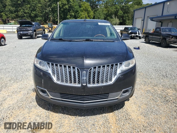 2015 Lincoln MKX with VIN 2LMDJ6JK5FBL21640, listed as a Copart auction lot 70017684 with 206,394 mi miles and Salvage Title. Bid and sale history available at DreamBid. Image 5.