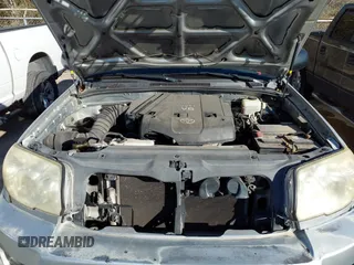 2007 Toyota 4Runner SR5 with VIN JTEZU14R378080220, listed as a IAAI auction lot 41840419 with 204,652 mi miles and . Bid and sale history available at DreamBid. Image 10.