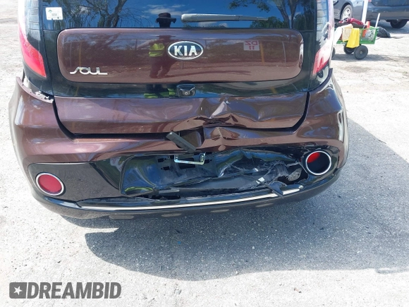 2017 Kia Soul + with VIN KNDJP3A58H7497538, listed as a IAAI auction lot 42045586 with 90,613 mi miles. Bid and sale history available at carsss.com. Image 6.