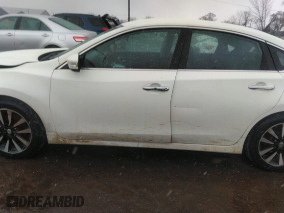 2018 Nissan Altima S with VIN 1N4AL3AP6JC192717, listed as a IAAI auction lot 41827627 with 163,360 mi miles and . Bid and sale history available at DreamBid. Image 14.
