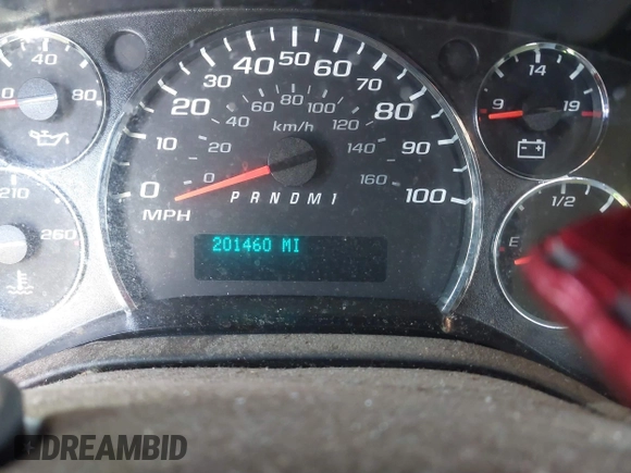 2014 Chevrolet Express Cargo Van with VIN 1GCWGGBA5E1205786, listed as a IAAI auction lot 41339085 with 201,460 mi miles. Bid and sale history available at carsss.com. Image 15.