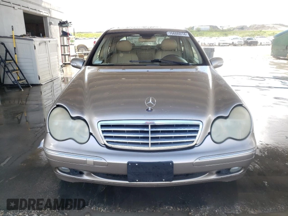 2003 Mercedes-Benz C 240 z VIN WDBRF81J53F428061, wystawiony jako Copart lot #76606014 z przebiegiem Nie podano mil oraz Nie do naprawy • Non repairable. Historia ofert i sprzedaży dostępna na DreamBid. Obrazek 5.