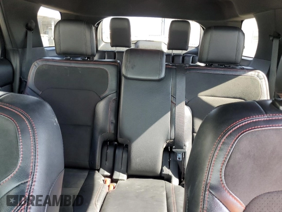 2019 Ford Explorer XLT z VIN 1FM5K7D80KGA73464, wystawiony jako Copart lot #57432355 z przebiegiem 54 822 mil mil oraz Szkoda całkowita • Salvage title. Historia ofert i sprzedaży dostępna na DreamBid. Obrazek 10.