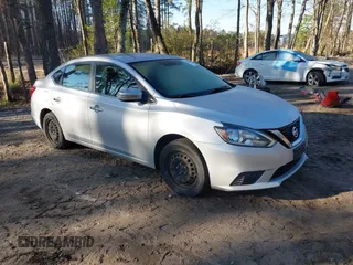 2016 Nissan Sentra S with VIN 3N1AB7AP0GY262977, listed as a IAAI auction lot 41901900 with 121,022 mi miles. Bid and sale history available at carsss.com. Image 1.
