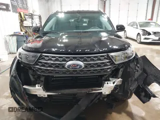 2023 Ford Explorer XLT с VIN 1FMSK8DH1PGB72486, выставлен на аукционе IAAI как лот 42349814 с пробегом 4 329 миль миль и . История ставок и продаж доступна на DreamBid. Изображение 13.
