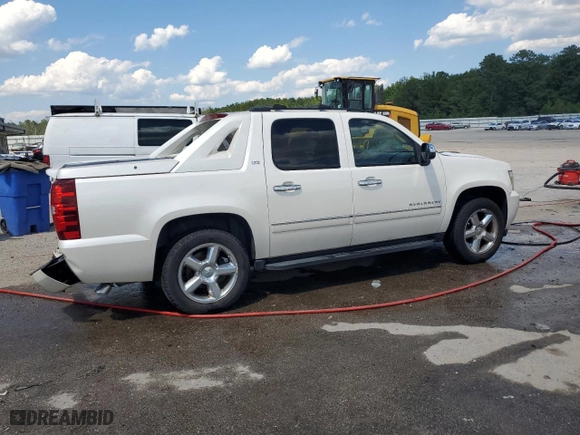 2011 Chevrolet Avalanche LTZ with VIN 3GNMCGE09BG396736, listed as a Copart auction lot 58694094 with 108,372 mi miles and Salvage Title. Bid and sale history available at carsss.com. Image 3.