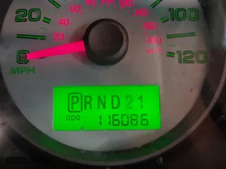 2005 Ford Escape Limited with VIN 1FMYU94195KB62327, listed as a IAAI auction lot 41910709 with 116,086 mi miles. Bid and sale history available at carsss.com. Image 16.