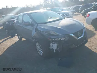 2021 Nissan Rogue Sport S with VIN JN1BJ1AV2MW561070, listed as a IAAI auction lot 41087697 with 76,199 mi miles. Bid and sale history available at carsss.com. Image 1.