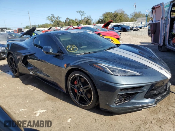 2021 Chevrolet Corvette 3LT with VIN 1G1YC2D45M5112040, listed as a Copart auction lot 76660064 with 1,584 mi miles and Non Repairable. Bid and sale history available at carsss.com. Image 4.