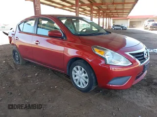 2016 Nissan Versa SV z VIN 3N1CN7AP0GL803653, wystawiony jako IAAI lot #41831764 z przebiegiem 109 149 mil mil oraz . Historia ofert i sprzedaży dostępna na DreamBid. Obrazek 1.
