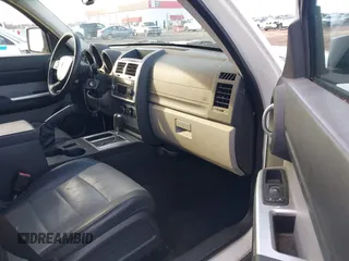 2008 Dodge Nitro SLT with VIN 1D8GT58K68W288772, listed as a IAAI auction lot 41621789 with 187,410 mi miles. Bid and sale history available at carsss.com. Image 5.