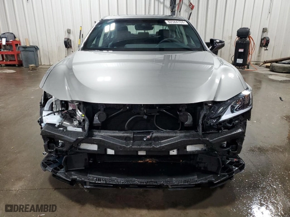 2021 Lexus ES with VIN 58AD11D10MU007590, listed as a Copart auction lot 82584724 with 5,470 mi miles and Salvage Title. Bid and sale history available at carsss.com. Image 5.