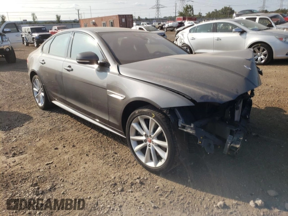 2018 Jaguar XF 35t R-Sport with VIN SAJBL4EV2JCY55361, listed as a Copart auction lot 68311824 with 34,165 mi miles and Salvage Title. Bid and sale history available at carsss.com. Image 4.